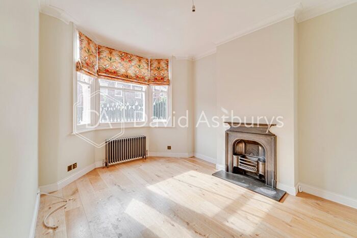 3 Bedroom End Of Terrace House To Rent In Cedars Road, Winchmore Hill, London, N21