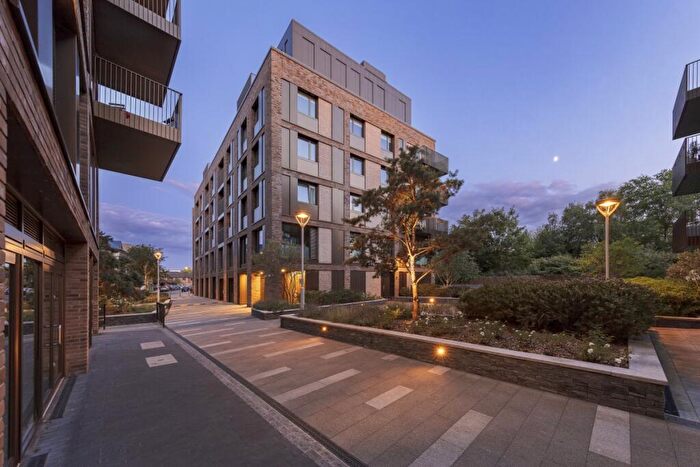 2 Bedroom Apartment For Sale In Moulding Lane London, SE14