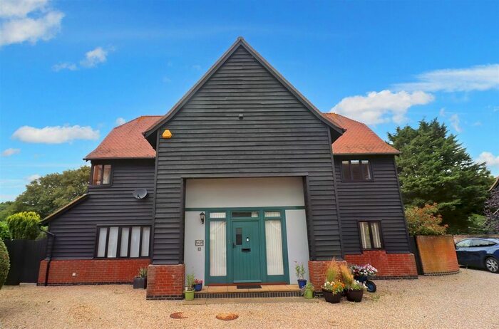 5 Bedroom Detached House For Sale In Coppingdown Farm, Sudbury Road, Castle Hedingham, CO9