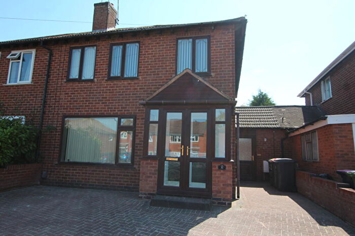 3 Bedroom Semi-Detached House To Rent In Manor Road, Mancetter, Warwickshire, CV9
