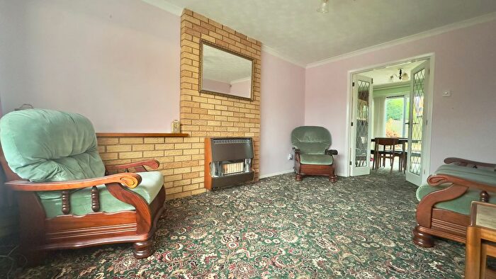 3 Bedroom Detached House For Sale In Cornwallis Avenue, Worle, Weston-Super-Mare, BS22