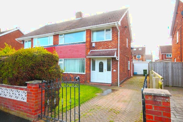 3 Bedroom Semi-Detached House To Rent In Thorn Road, Stockton-On-Tees, Durham, TS19