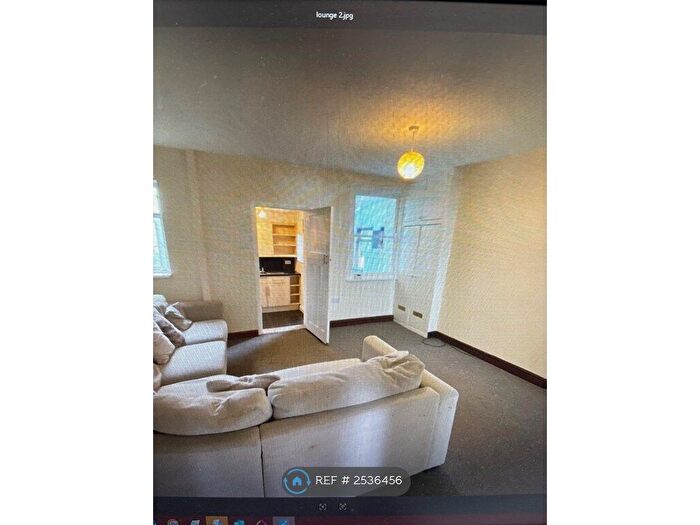 2 Bedroom End Of Terrace House To Rent In Clyndu St, Morriston, Swansea, SA6
