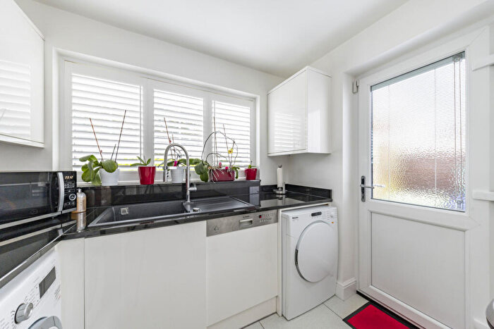 6 Bedroom Detached House For Sale In Pennington Drive, Weybridge, KT13