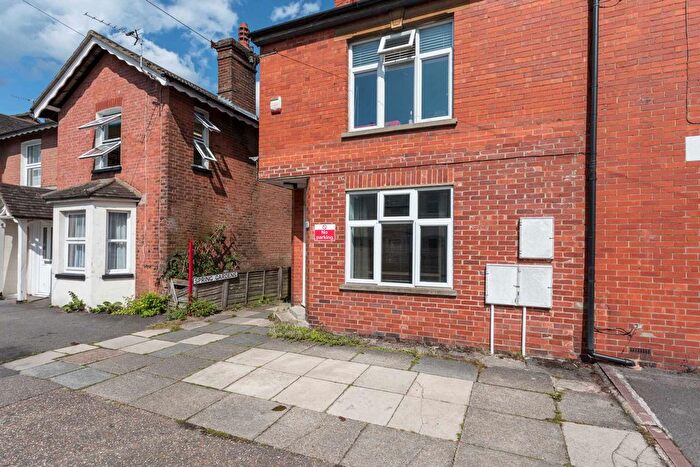 2 Bedroom Maisonette To Rent In Trafalgar Road, Horsham, RH12
