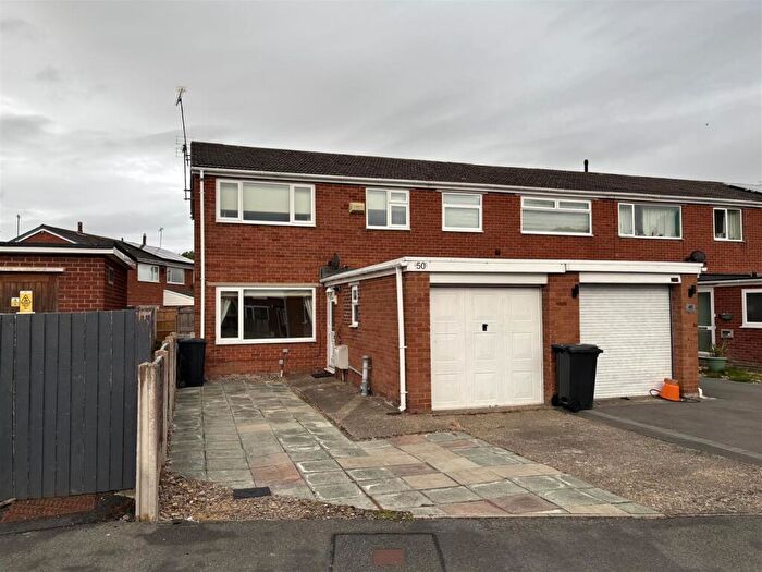 3 Bedroom End Of Terrace House To Rent In Bodnant Grove, Deeside, CH5
