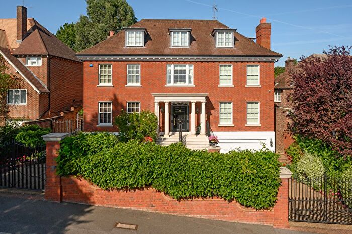 6 Bedroom Detached House To Rent In Church Hill, London, SW19