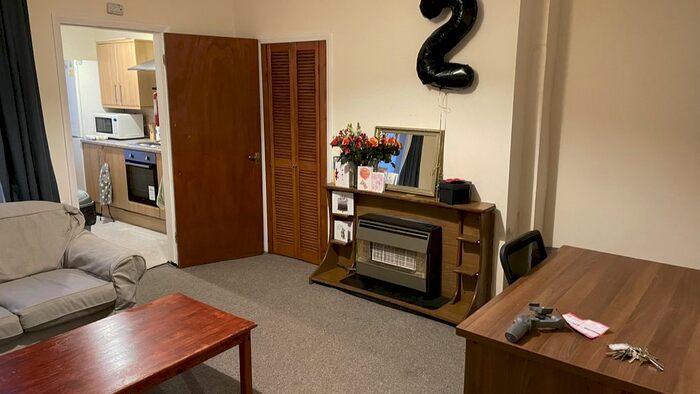 3 Bedroom Property To Rent In Heaton Park Road, Heaton, Newcastle Upon Tyne, NE6