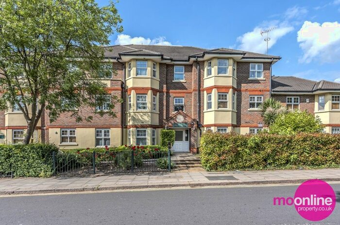 2 Bedroom Flat To Rent In Victoria Road, Mill Hill, London, NW7