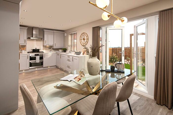 4 Bedroom Detached House For Sale In Sinah Lane, Hayling Island, PO11