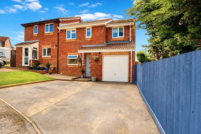 4 Bedroom Semi Detached House For Sale In Lane End Park, Barnstaple, Devon, EX32
