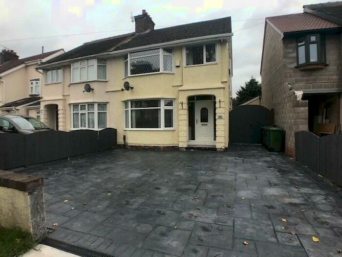 3 Bedroom Semi-Detached House To Rent In Raeburn Avenue, Eastham, Wirral, CH62