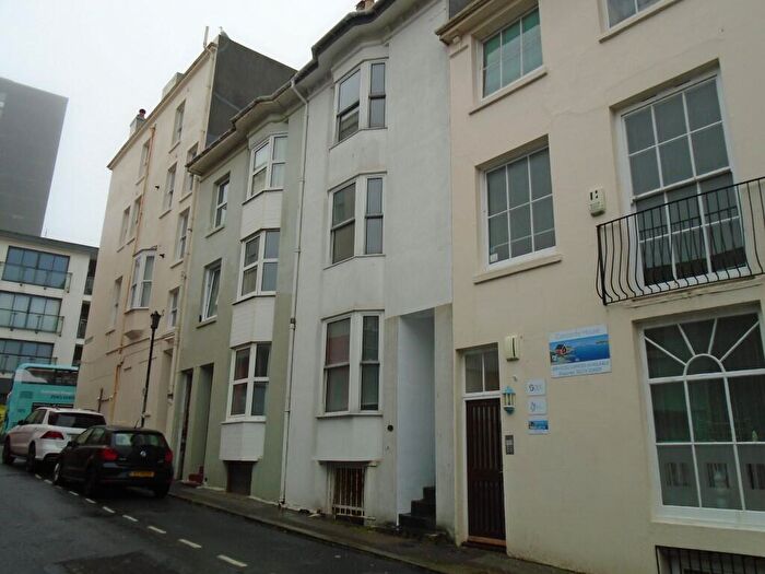 6 Bedroom Terraced House To Rent In Margaret Street, Brighton, BN2