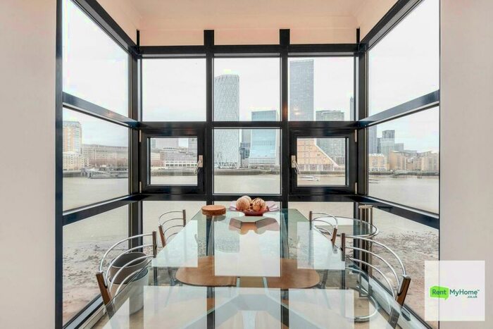 2 Bedroom Flat To Rent In Rotherhithe Street, London, SE16