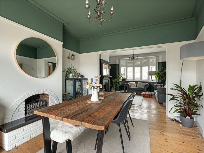 3 Bedroom Semi Detached House For Sale In Rockhampton Road, West Norwood, London, SE27