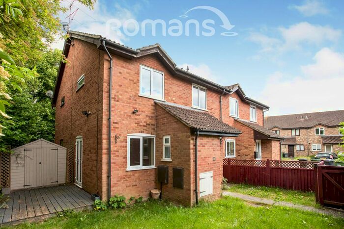 2 Bedroom End Of Terrace House To Rent In Sorrells Close, Chineham, Basingstoke, RG24