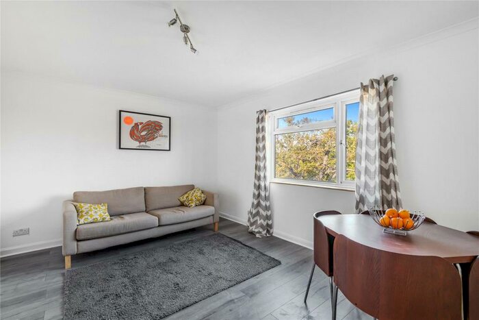 1 Bedroom Flat To Rent In Mount View Road, London, N4