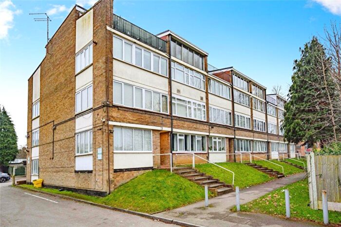 1 Bedroom Flat For Sale In Swanston Grange, Dunstable Road, Luton, Bedfordshire, LU4