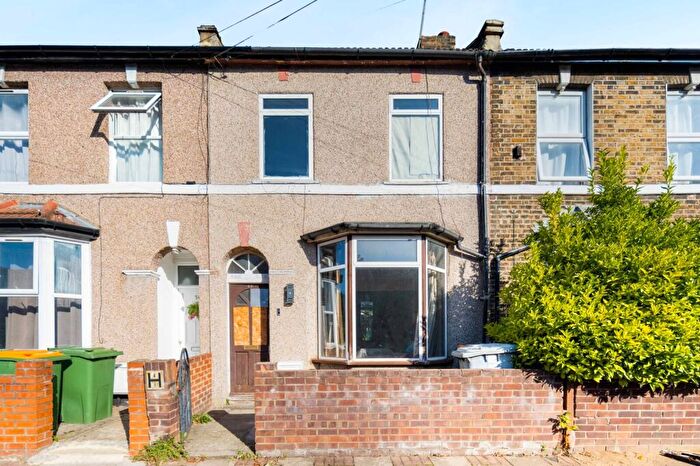 2 Bedroom Terraced House For Sale In Henniker Road, Stratford, London, E15