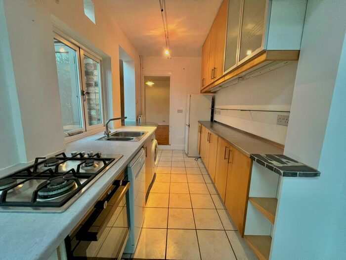 3 Bedroom House To Rent In St Leonards Street, Stamford, PE9