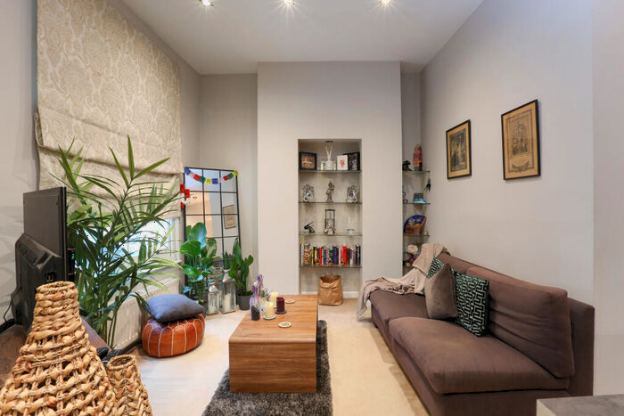 1 Bedroom Flat To Rent In Sharpleshall Street, Primrose Hill, NW1