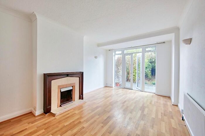 3 Bedroom End Of Terrace House To Rent In Springfield Avenue, Merton Park, SW20