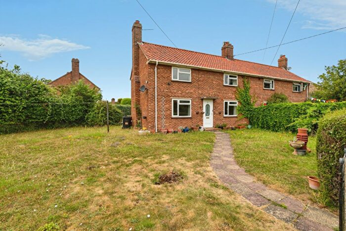 3 Bedroom Semi-Detached House For Sale In Manor Road, Roydon, Diss, IP22