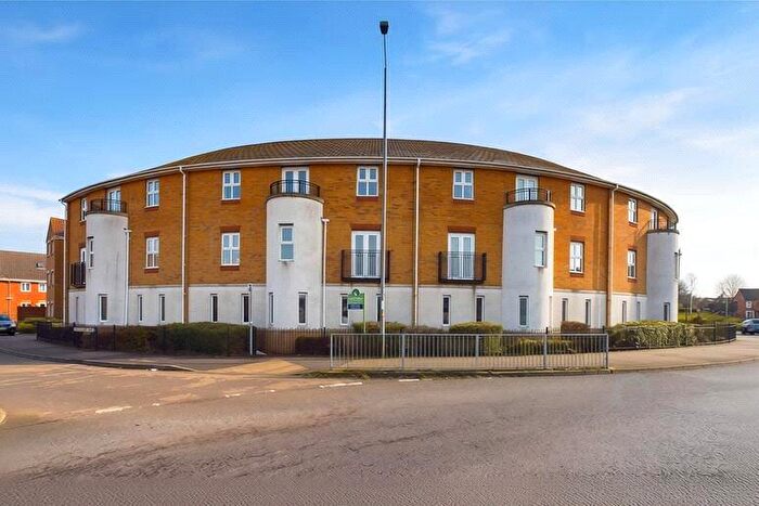2 Bedroom Flat To Rent In Woodcroft Way, Kettering, Northamptonshire, NN15