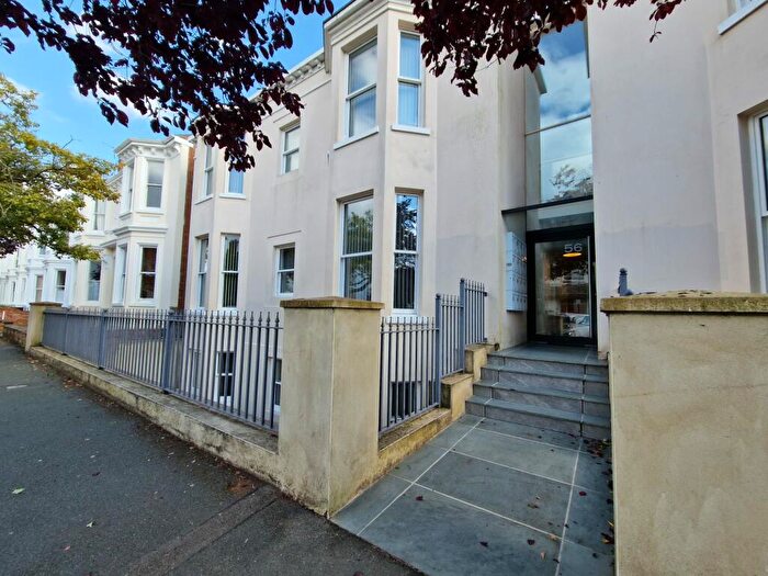 2 Bedroom Apartment To Rent In Russell Terrace, Leamington Spa, CV31