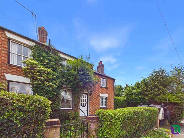3 Bedroom Semi-Detached House To Rent In Hardwick Road, Milton Keynes, MK17