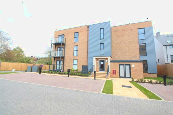 1 Bedroom Flat To Rent In Billing Place, SG4