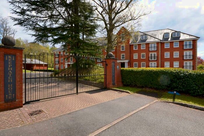 2 Bedroom Apartment To Rent In Montague Close, Wokingham, RG40