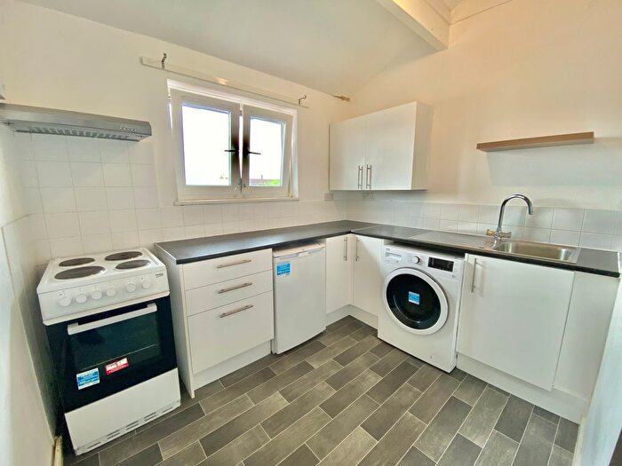 1 Bedroom Flat To Rent In Bushfield Court, Peterborough, PE2