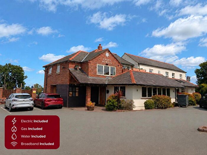 1 Bedroom Apartment To Rent In Croeshowell, Llay, LL12