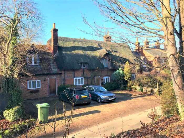 Apartment To Rent In Clifton Hampden, Abingdon, OX14