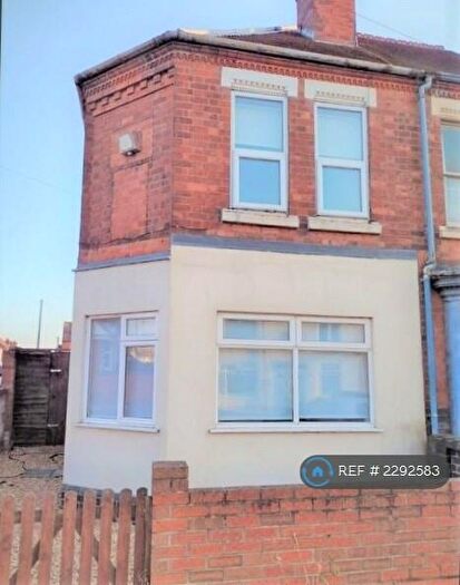 2 Bedroom End Of Terrace House To Rent In Haunchwood Road, Nuneaton, CV10