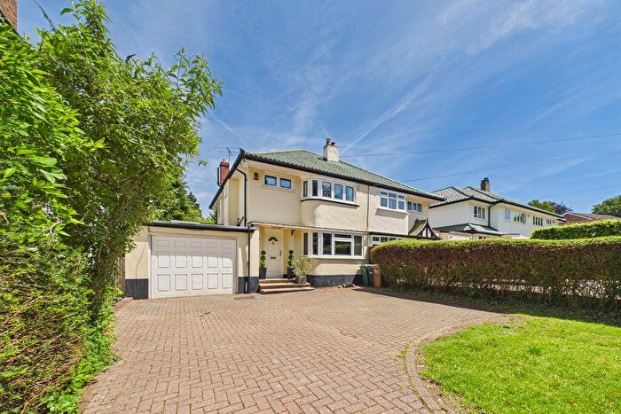 3 Bedroom Semi-Detached House For Sale In Kingswood Road, Tadworth, KT20