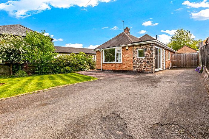 2 Bedroom Bungalow For Sale In Howe Lane, Leicester, LE7