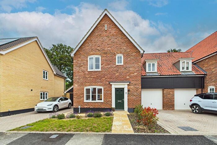 3 Bedroom Link Detached House For Sale In Elswick Road, Thetford, IP24