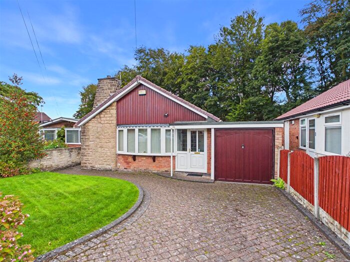 2 Bedroom Bungalow For Sale In Beechwood Road, Dronfield, S18