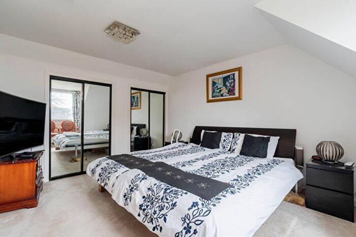 5 Bedroom Detached House For Sale In Stuart Green, Edinburgh, EH12
