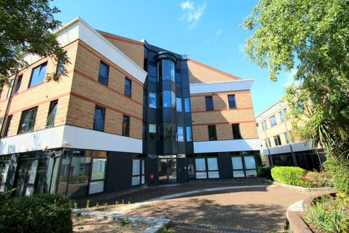 1 Bedroom Apartment To Rent In The Braccans, Bracknell, RG12