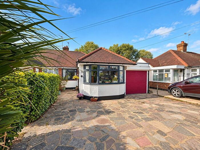 2 Bedroom Semi-Detached Bungalow For Sale In Pams Way, Ewell, KT19