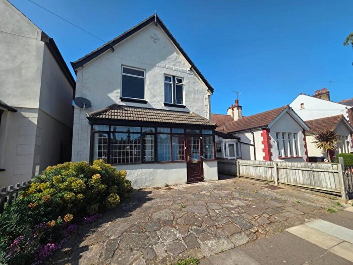 Detached House For Sale In Trinity Road, Southend-on-Sea, SS2
