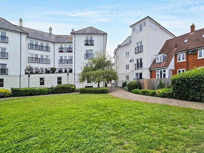 2 Bedroom Flat For Sale In Old Watling Street, Canterbury, CT1