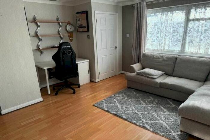 1 Bedroom Flat To Rent In Highclere Court, Woking, GU21