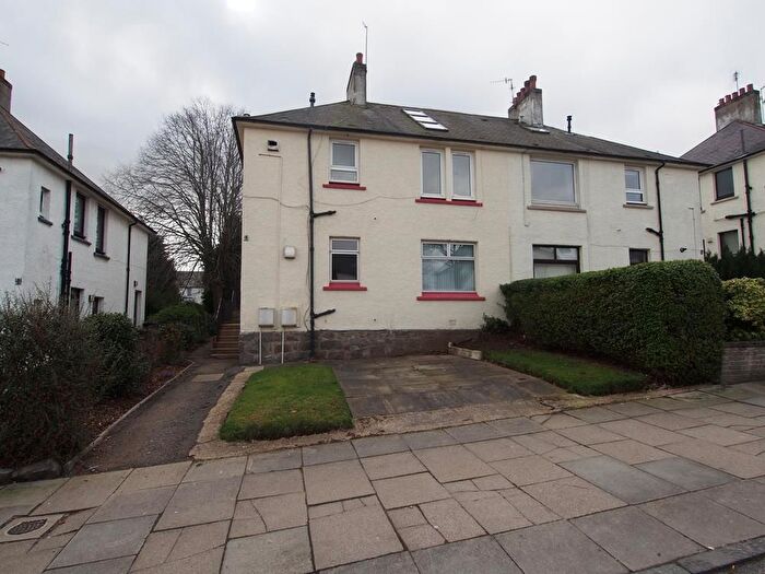 2 Bedroom Flat To Rent In Hilton Road, Aberdeen, AB24