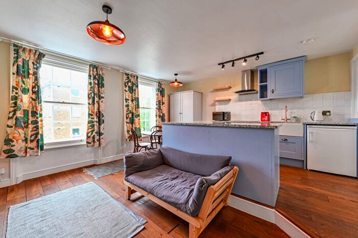 1 Bedroom Flat To Rent In Arlington Road, Camden, London, NW1