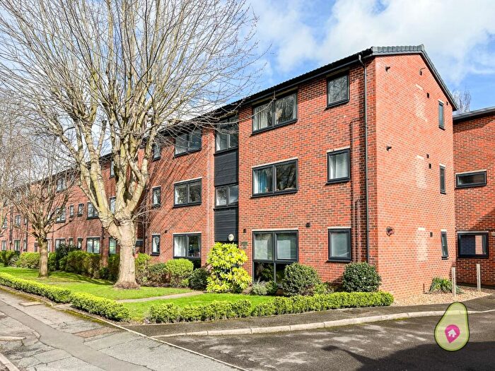 1 Bedroom Apartment To Rent In Lennox House, Ray Park Avenue, Maidenhead, Berkshire, SL6
