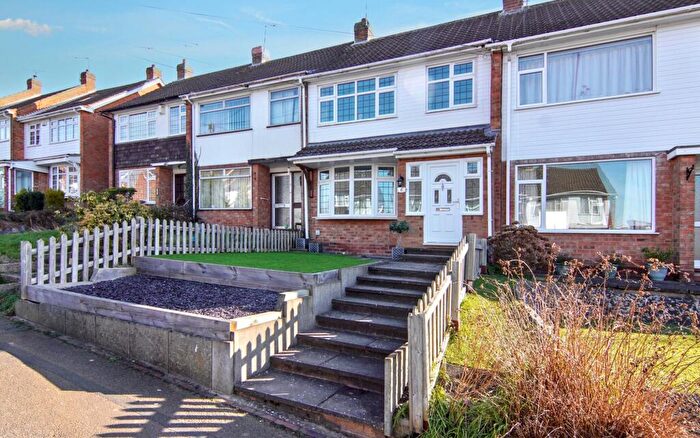 3 Bedroom Terraced House For Sale In Windermere Avenue, Coventry, CV5